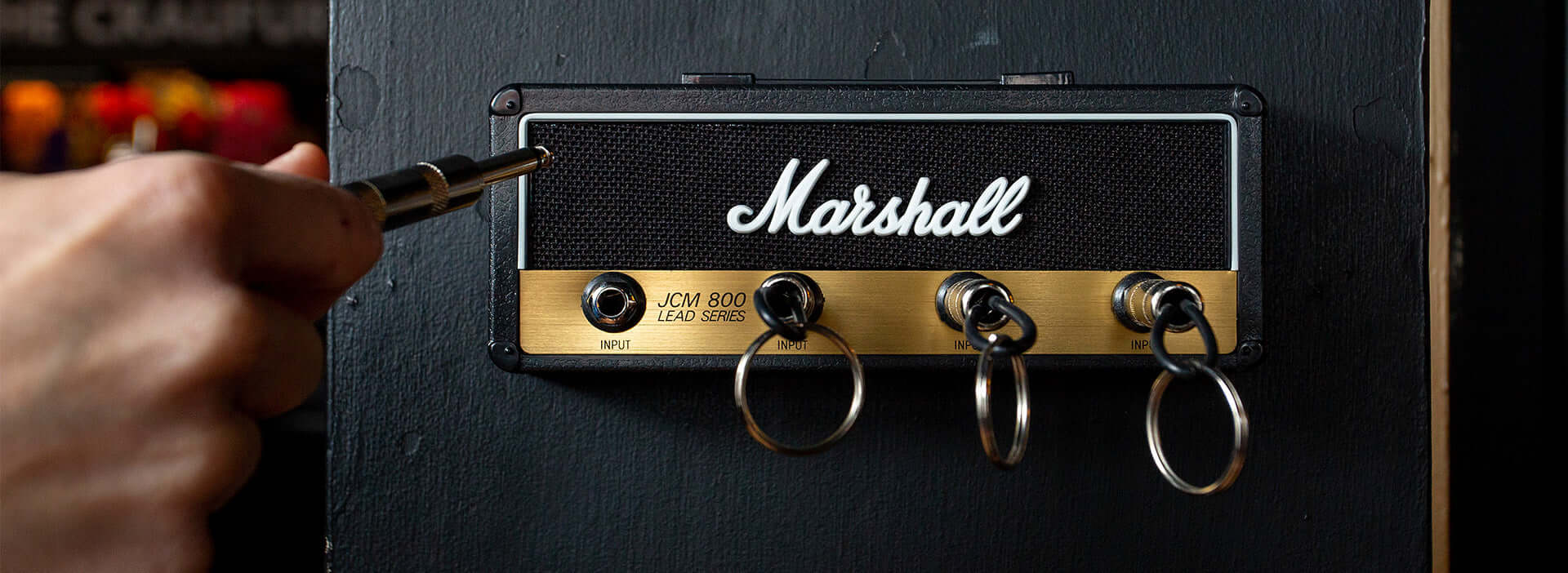 key-holder-marshall-jack-rack-jcm-800-lead-series-amplification-porta-chaves-marshall-4-plugins-p-10-black-preto_8