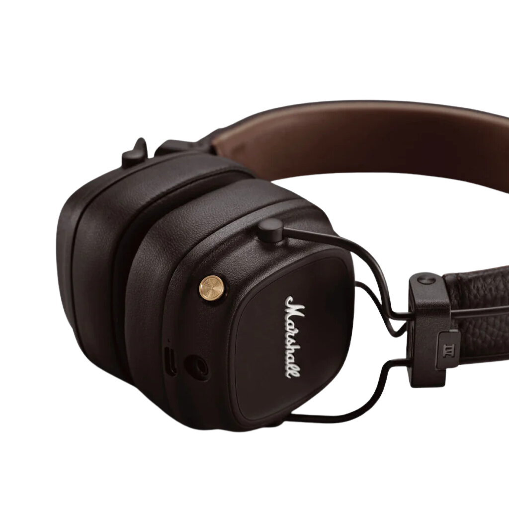 Wireless Headphone Major IV brown showing detail of Knob Button. This Bluetooth Headset have 80h of play time.